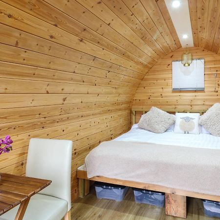 Villa The Pod At Bank House Farm Stafford Exterior foto